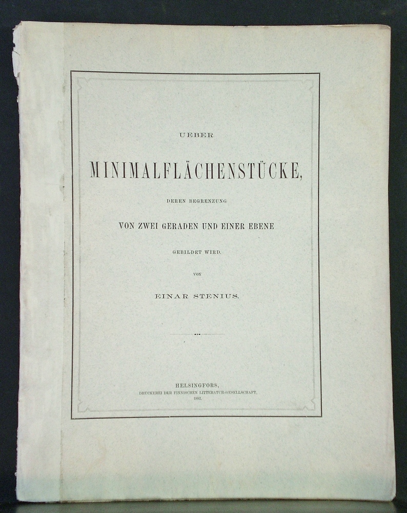 Ueber Minimalflächenstücke, deren Begrenzung von zwei Geraden und einer Ebene gebildet wird von Einar Stenius