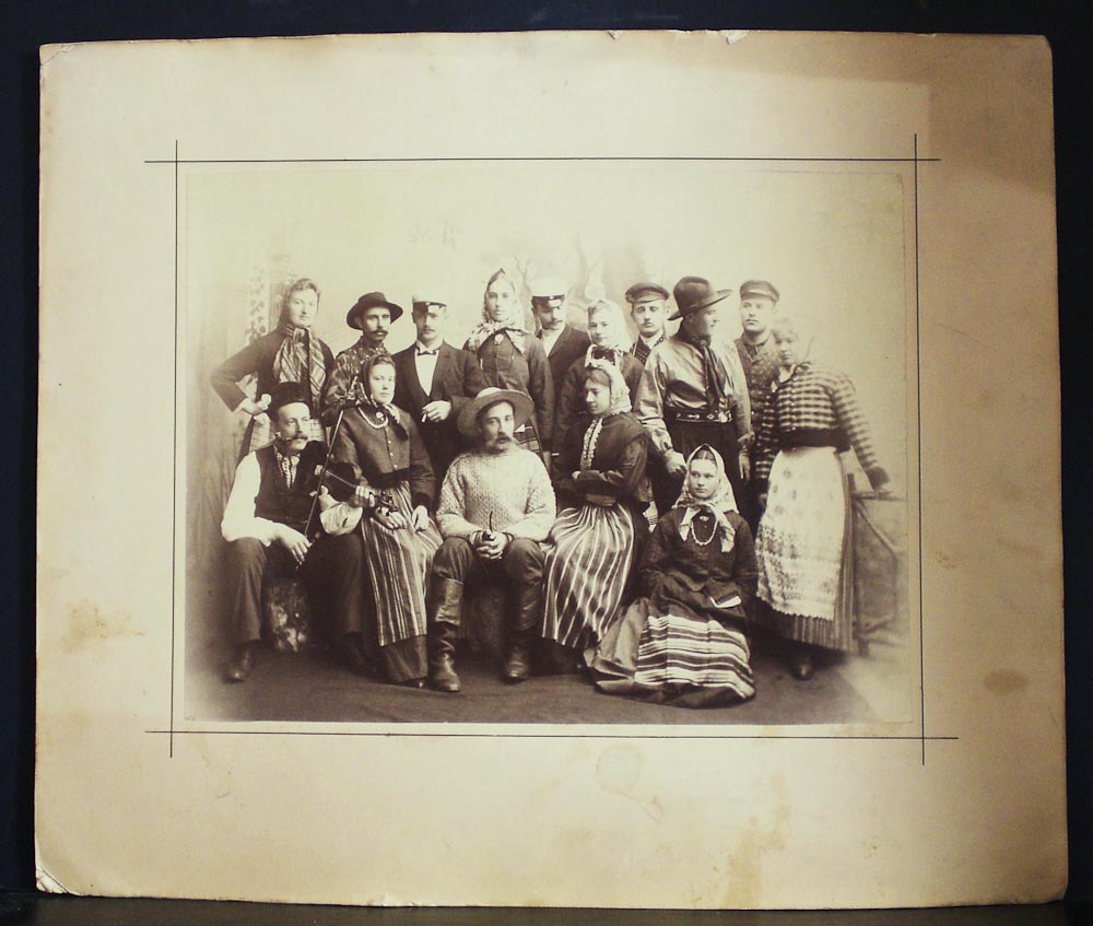 Valokuva - Fotografi: Ryhmäkuva, gruppbild - valokuvaus ja elokuva