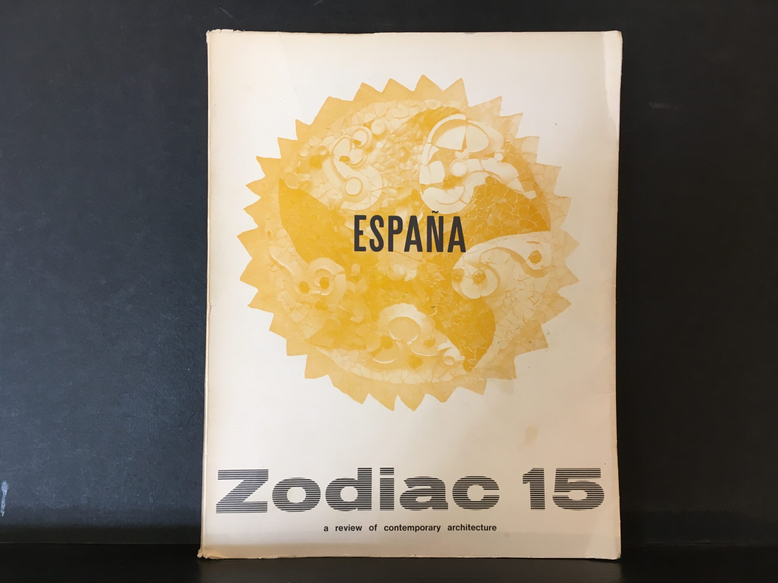 Zodiac 15. A Review of Contemporary Architecture. ESPAÑA (1965)