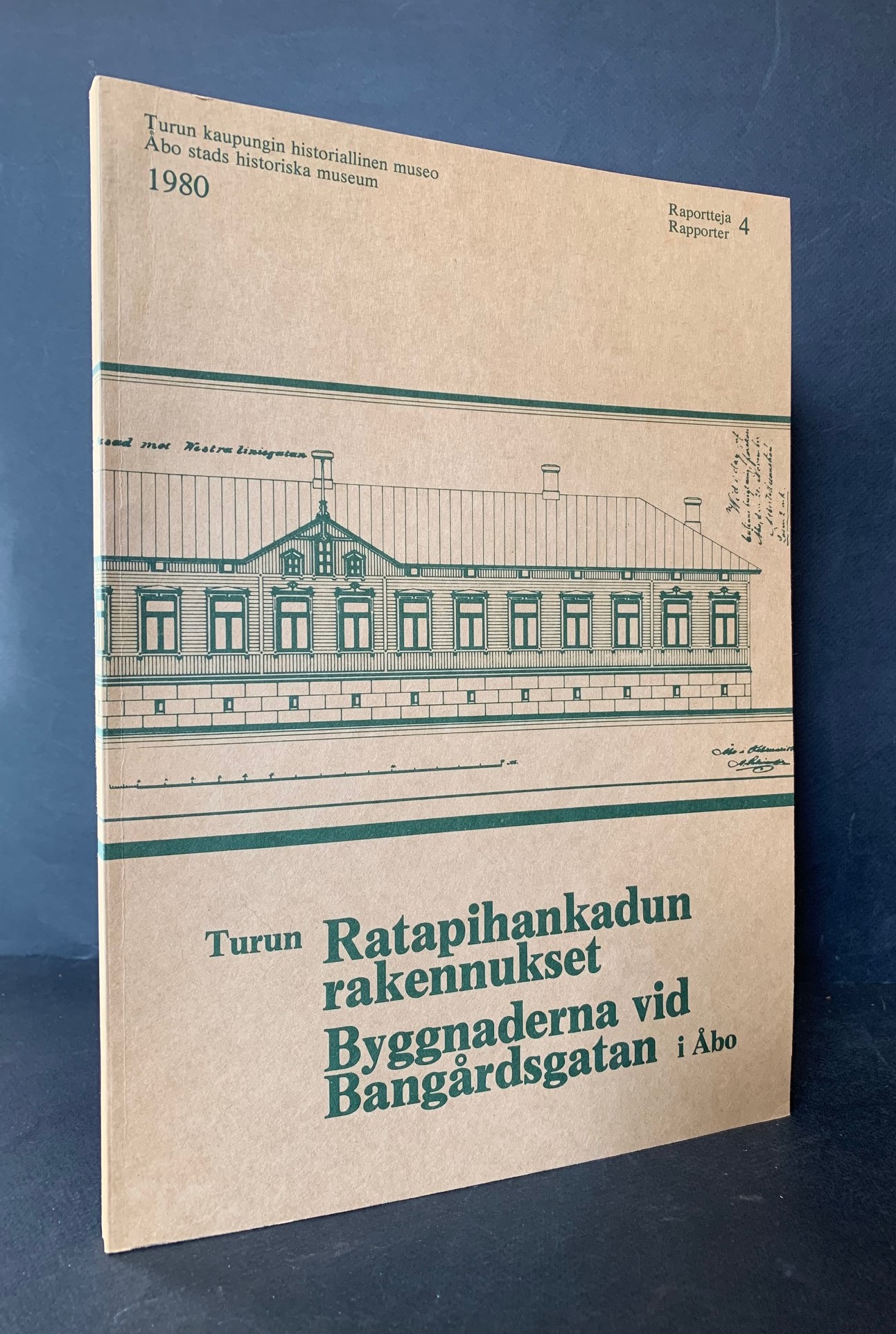 Turun Ratapihankadun rakennukset